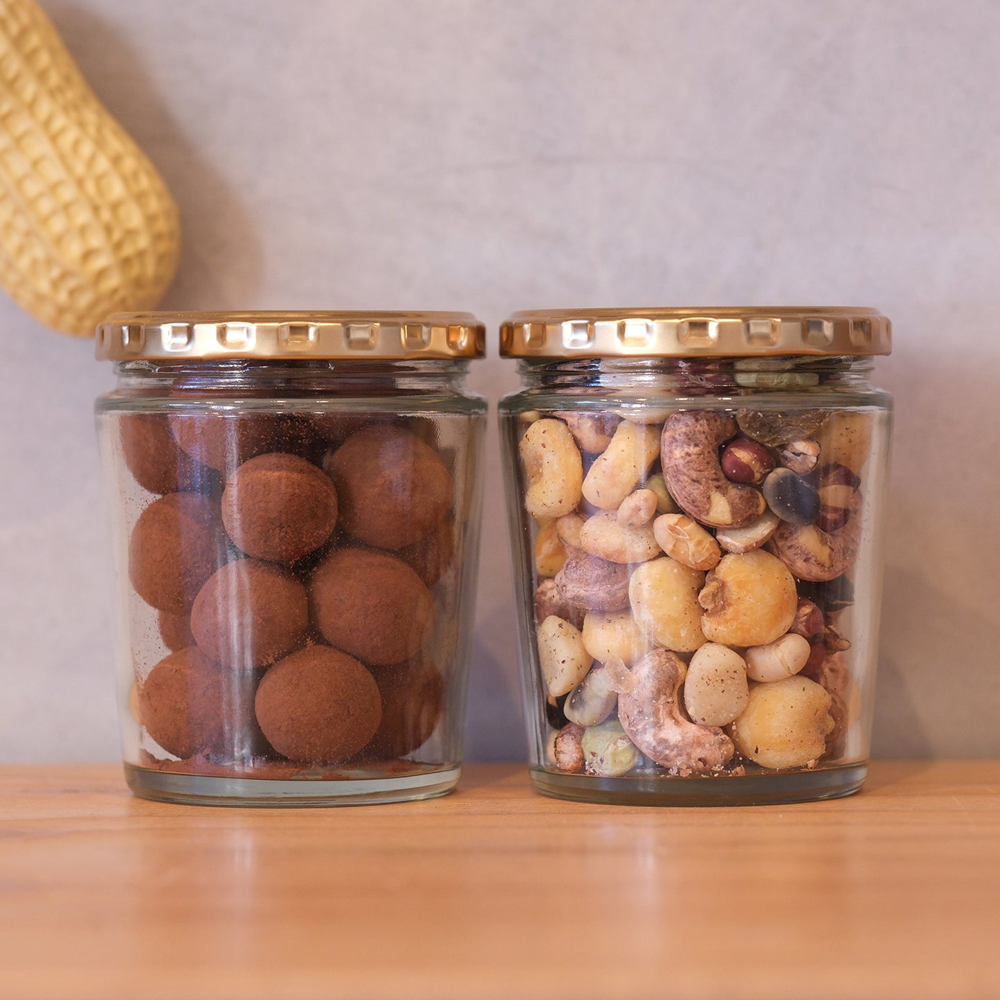 【12月1日より順次発送】ポコムーチョの冬のナッツ瓶２本ギフトセット